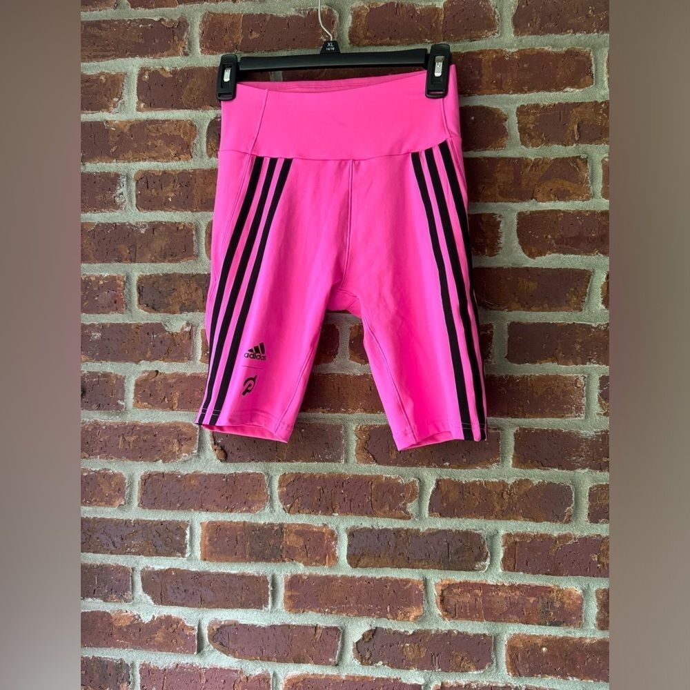 Adidas x Peloton hot Pink and black‎ 9” bike shorts (sm)